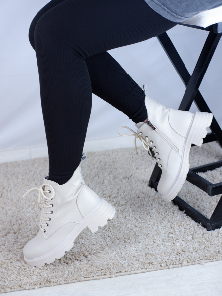 Ботинки женские демис <PAK2770-7340= беж/к>