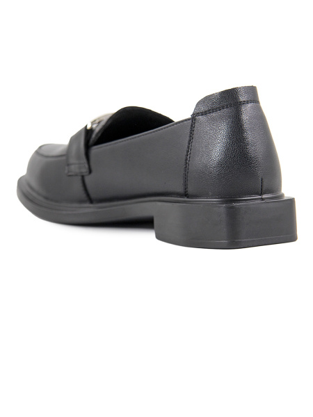 Лоферы женские <52-05-01-01T ч/к>