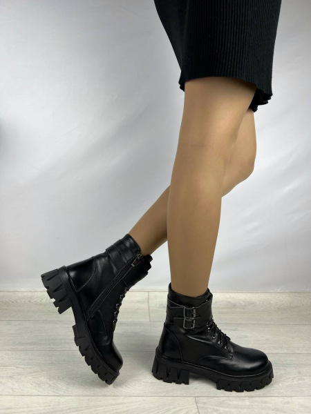 Ботинки женские зимние <PF2001-E2068ZM/Z36/8= ч/к>