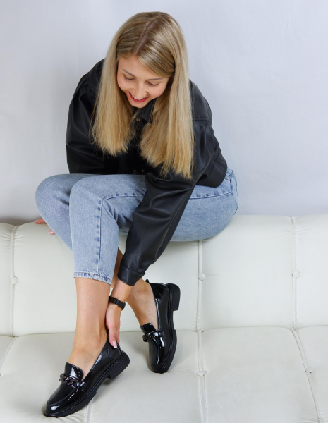 Лоферы женские <NU392-011= ч/нат лак к>