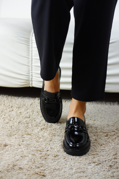 Лоферы женские <GC105-021 ч/нат лак>