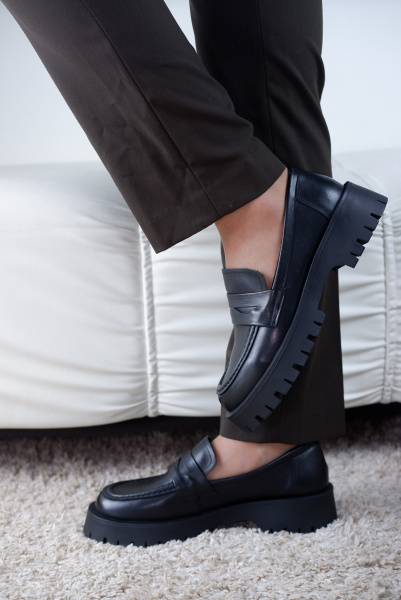 Лоферы женские <PF1375-83882-1= ч/к>