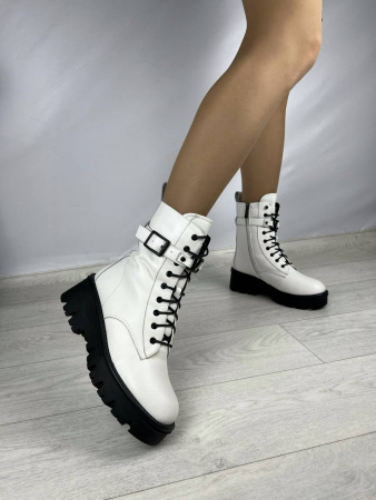 Ботинки женские зимние <X65PM-H407-1= бел/к>