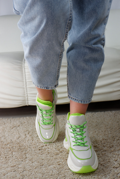 Кроссовки женские <2012818-3 (M) бел+зе/на л>