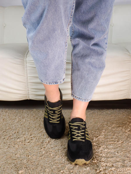 Кроссовки женские <SZ236085BP чер+зел/з+к>