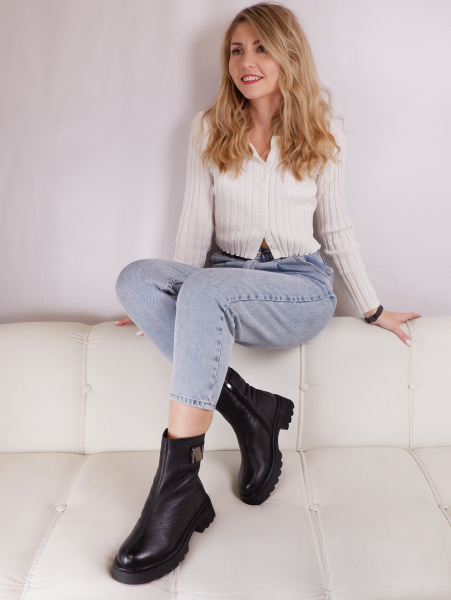 Ботинки женские зимние <SHD2821-1 ч/к>