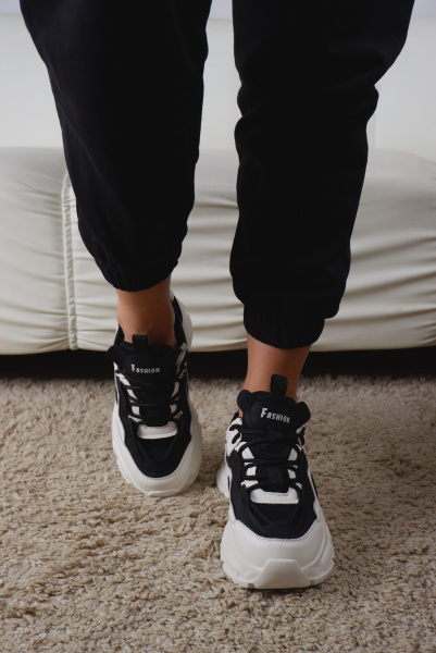 Кроссовки женские <8060-1 ч+бел/к+т>