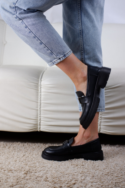 Лоферы женские <22R3-21-101= чер/к>