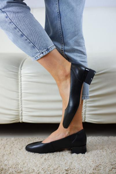 Туфли женские <EH274-020 ч/к>