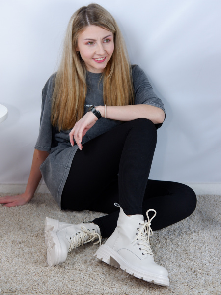 Ботинки женские демис <PAK2770-7340= беж/к>