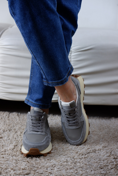 Кроссовки женские <ZK-910 серы/з+к>