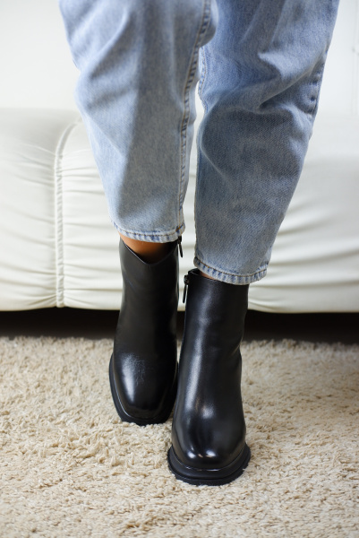 Ботильоны женские зимние <22G542-K133-Y314G ч/к>