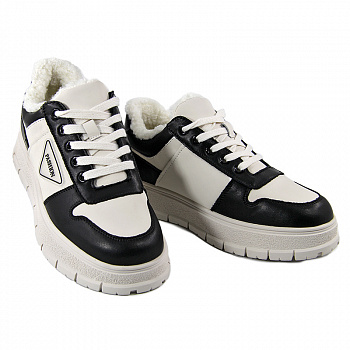 Кроссовки женские зимние <32W34-11-101Z ч+бел/к>