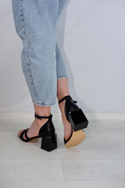 Босоножки женские <NU428-012= ч/к>