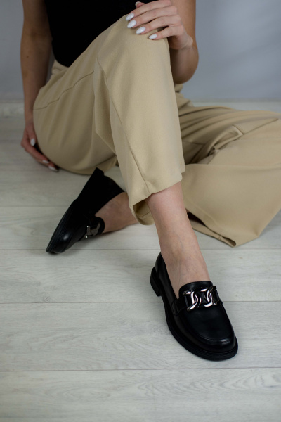 Лоферы женские <PW2425-82703-1= черный/к>