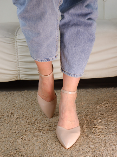 Туфли женские <AE3425-D590-4 беж/эко к>