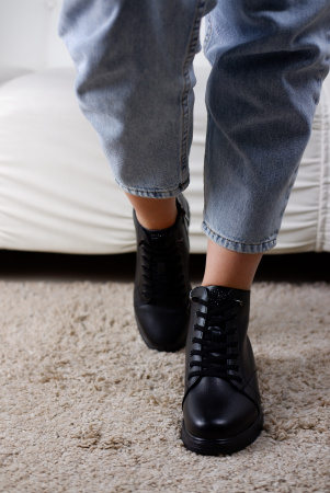 Ботинки женские демис <22R4-7-101B ч/к>