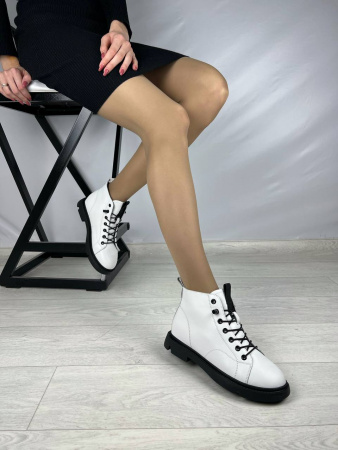 Ботинки женские демис <X4328-2-1= бел/к>