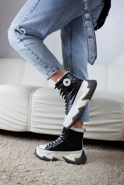 Кроссовки женские зимние <7101 ч+бел/к>