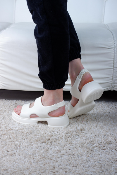 Сандалии женские <A009-2= бел/к>