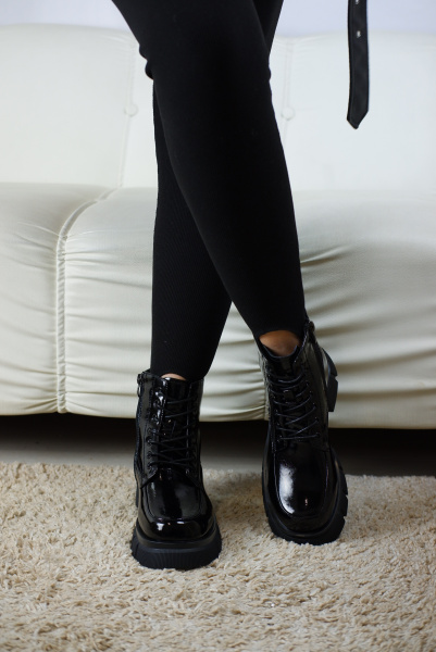 Ботинки женские демис <32R6-26-501B ч/нат лак к>